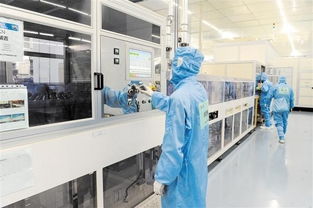 超高清“成都造”面板，智能大腦與綠色工廠的協同交響